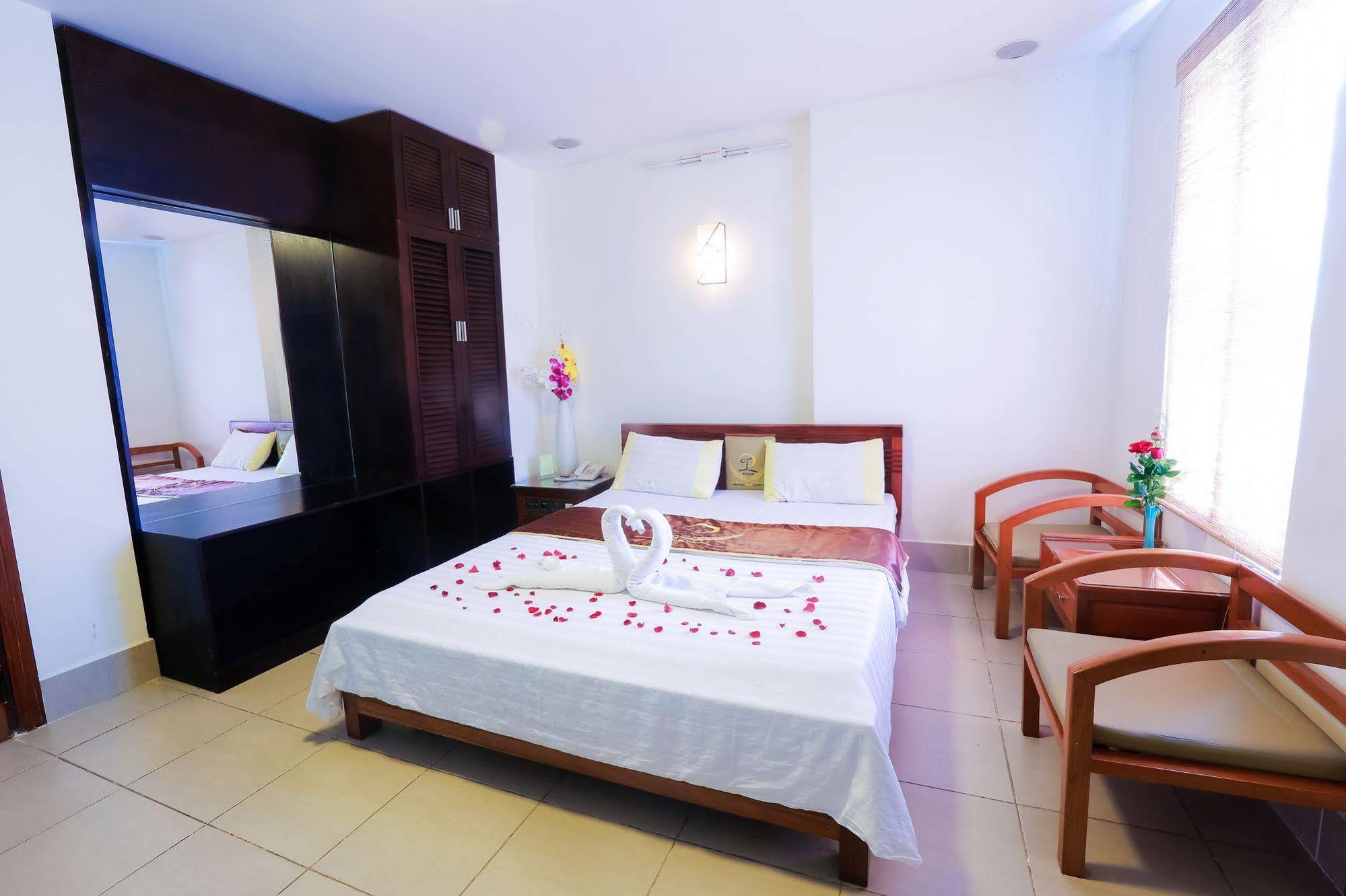 Pylos Hotel Ho Chi Minh-Byen Eksteriør billede